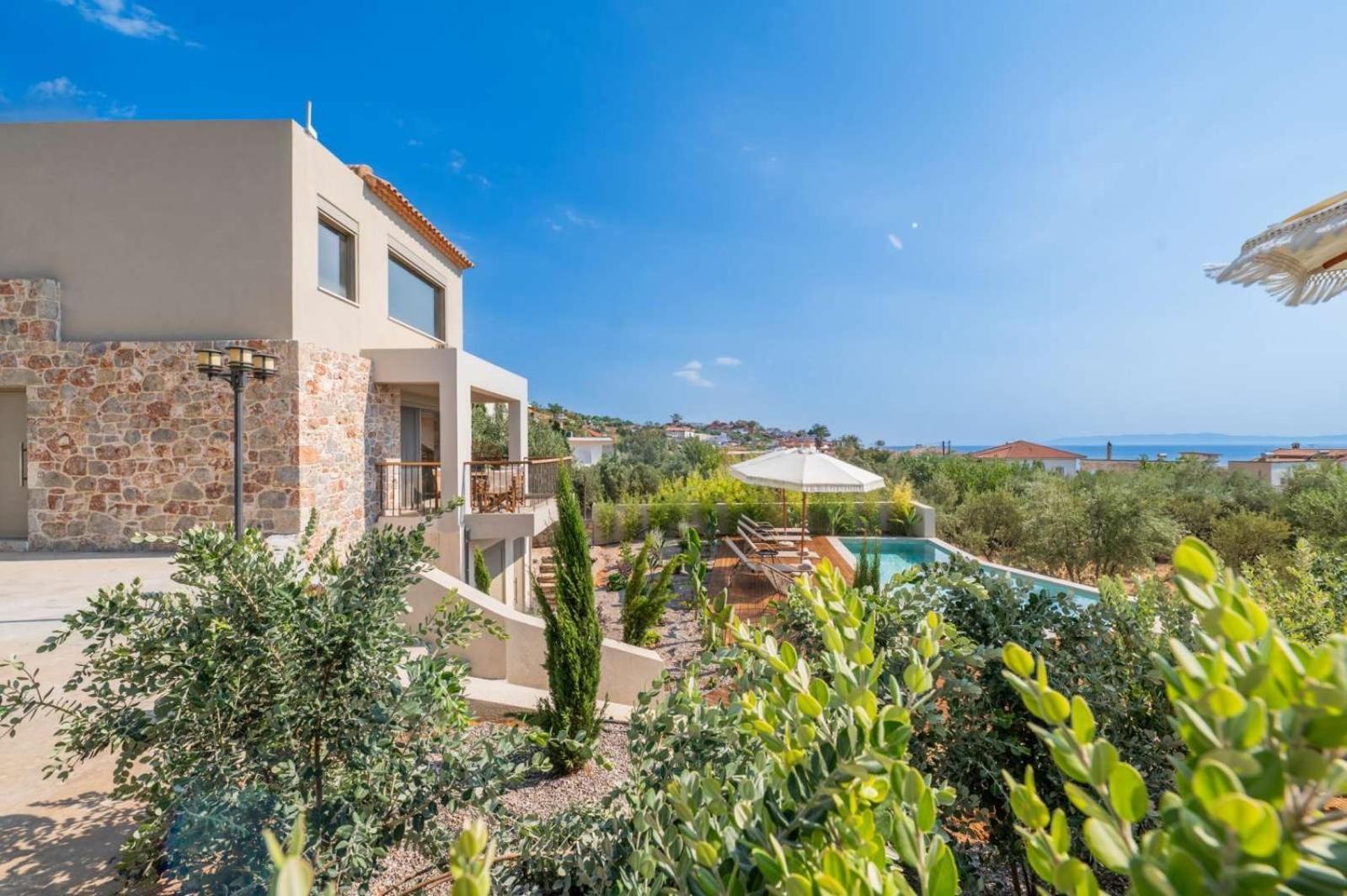 Petradi Suites Καλαμάτα Εξωτερικό φωτογραφία