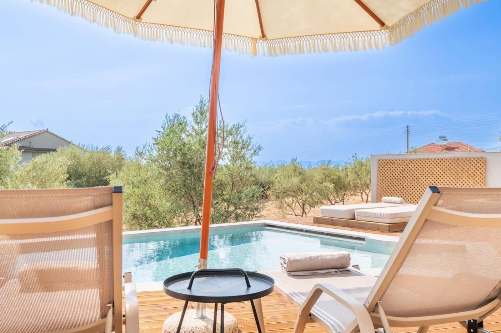 Petradi Suites Καλαμάτα Εξωτερικό φωτογραφία