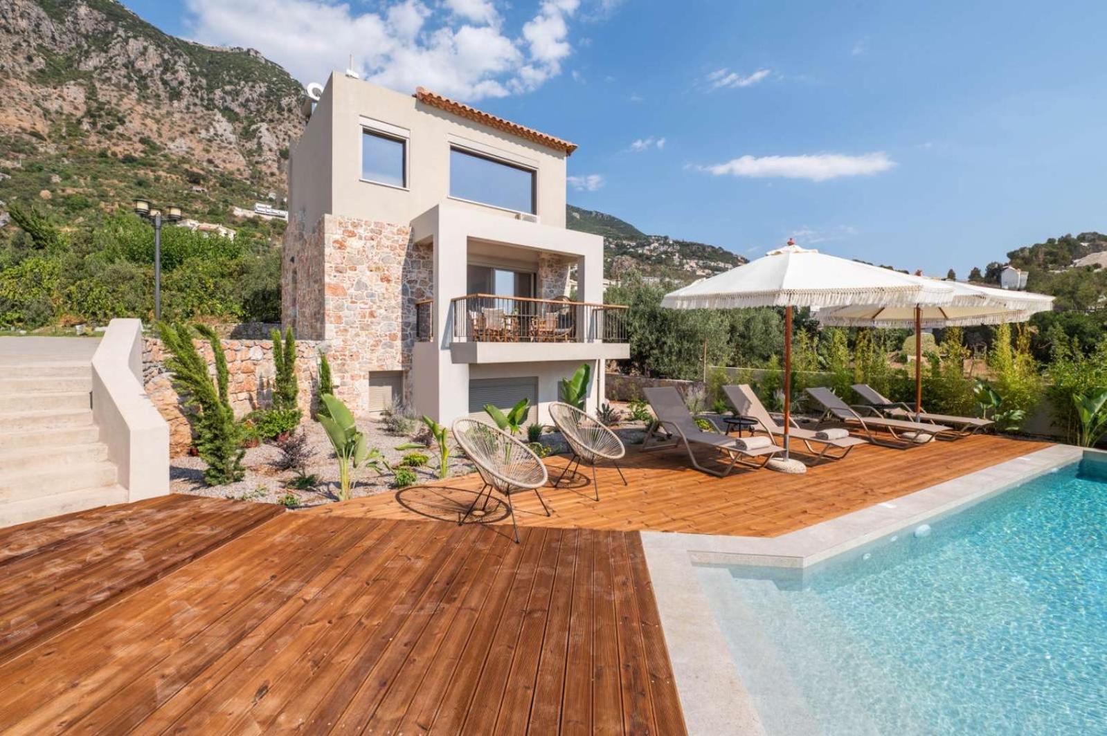 Petradi Suites Καλαμάτα Εξωτερικό φωτογραφία