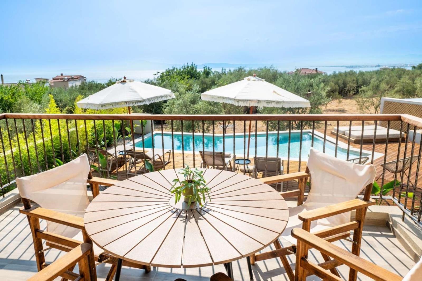 Petradi Suites Καλαμάτα Εξωτερικό φωτογραφία