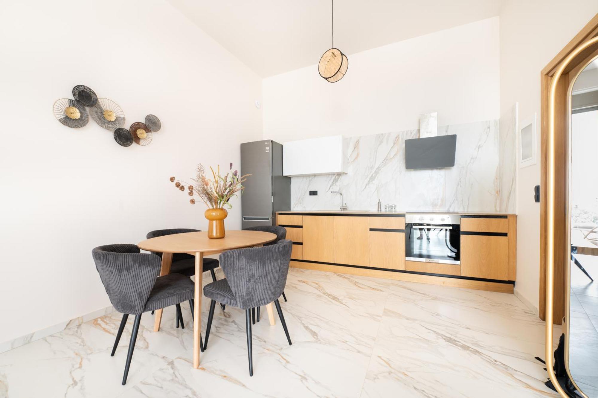 Petradi Suites Καλαμάτα Εξωτερικό φωτογραφία