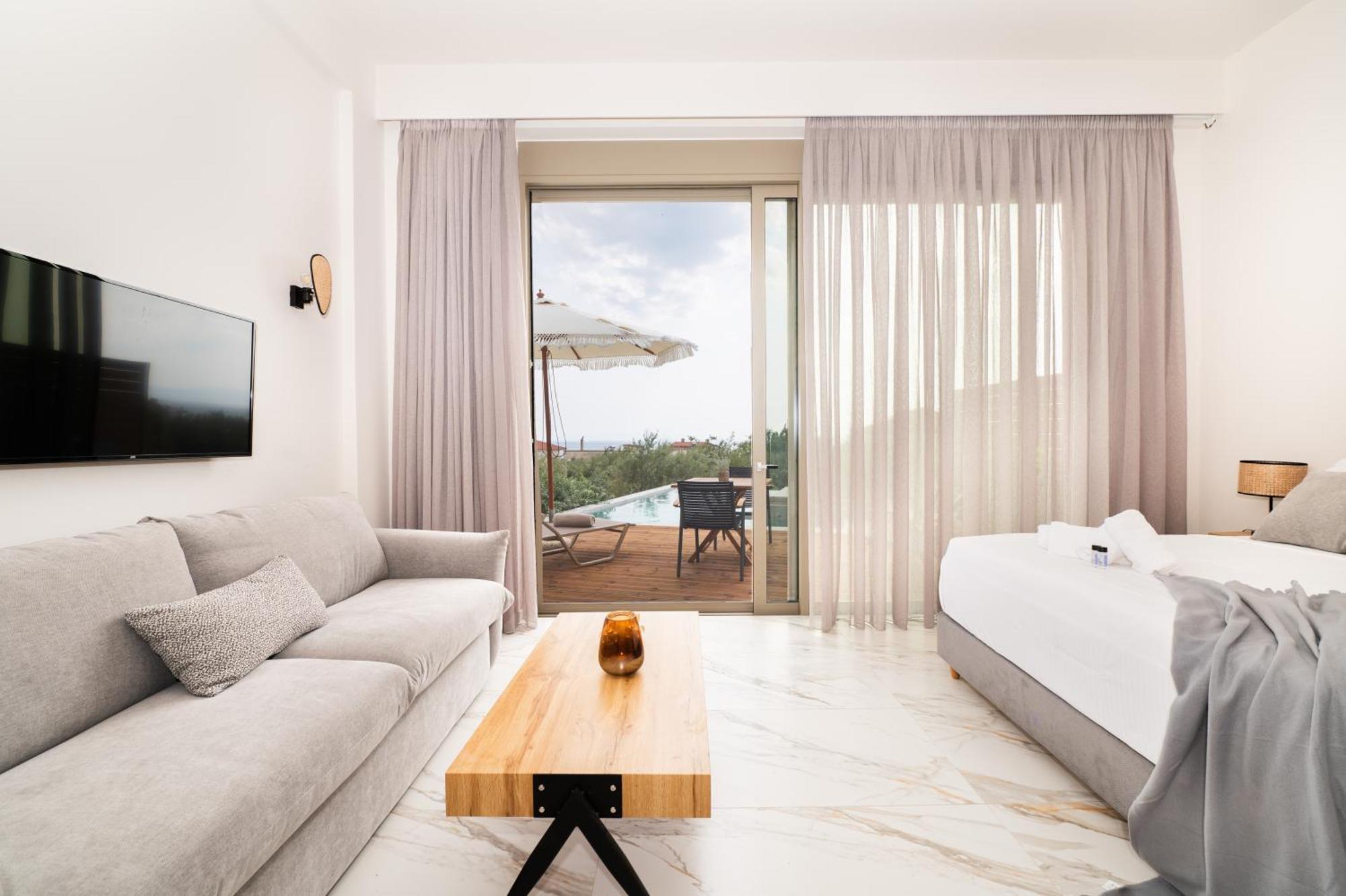 Petradi Suites Καλαμάτα Εξωτερικό φωτογραφία