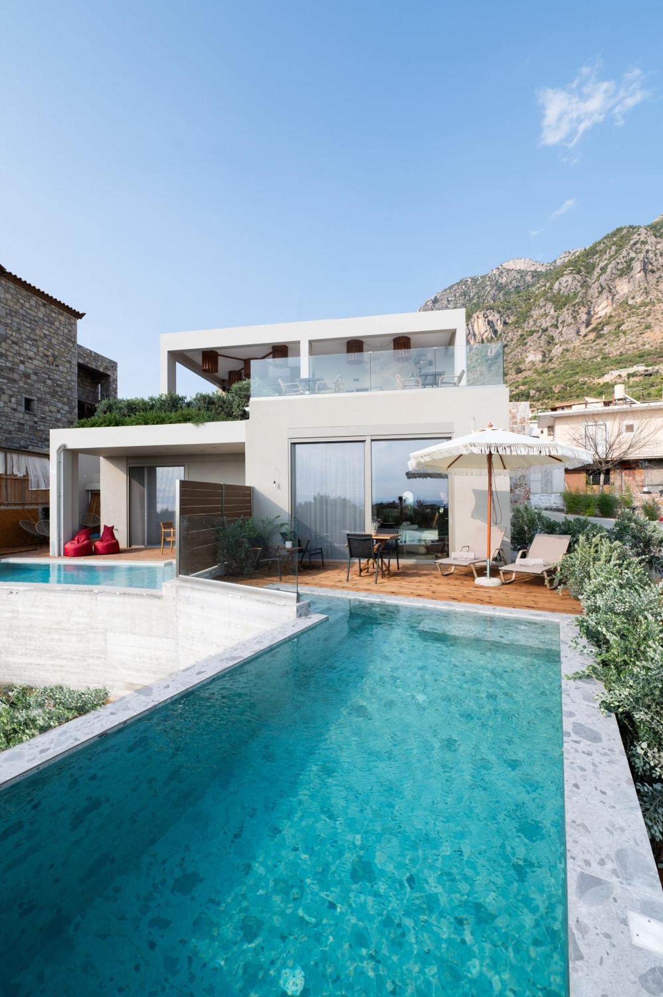 Petradi Suites Καλαμάτα Εξωτερικό φωτογραφία
